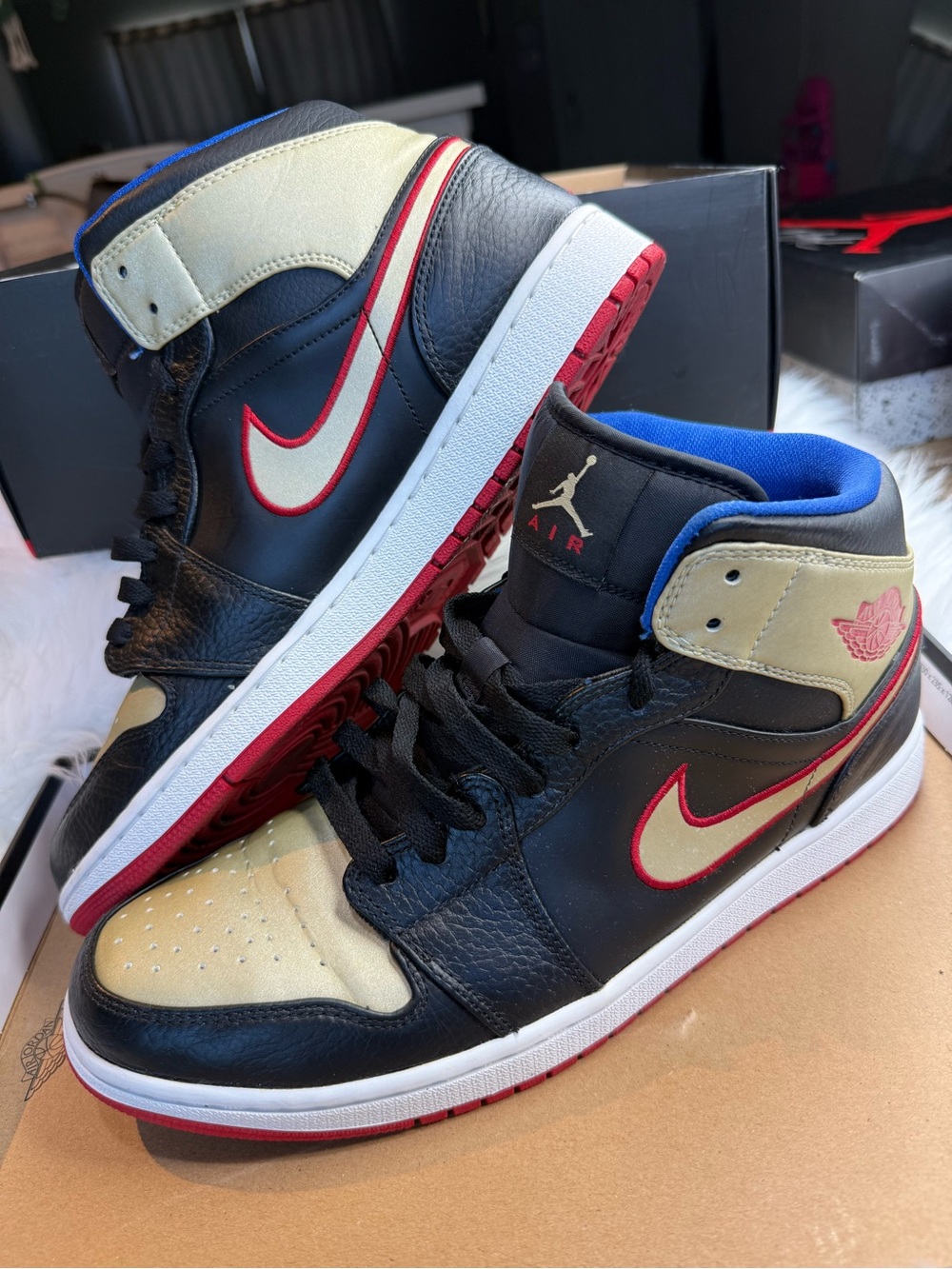 Jordan Low-Top Sneakers Black Blue